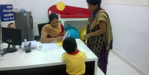 Famous Pediatrician Dr grivita raikar thane west consultation room